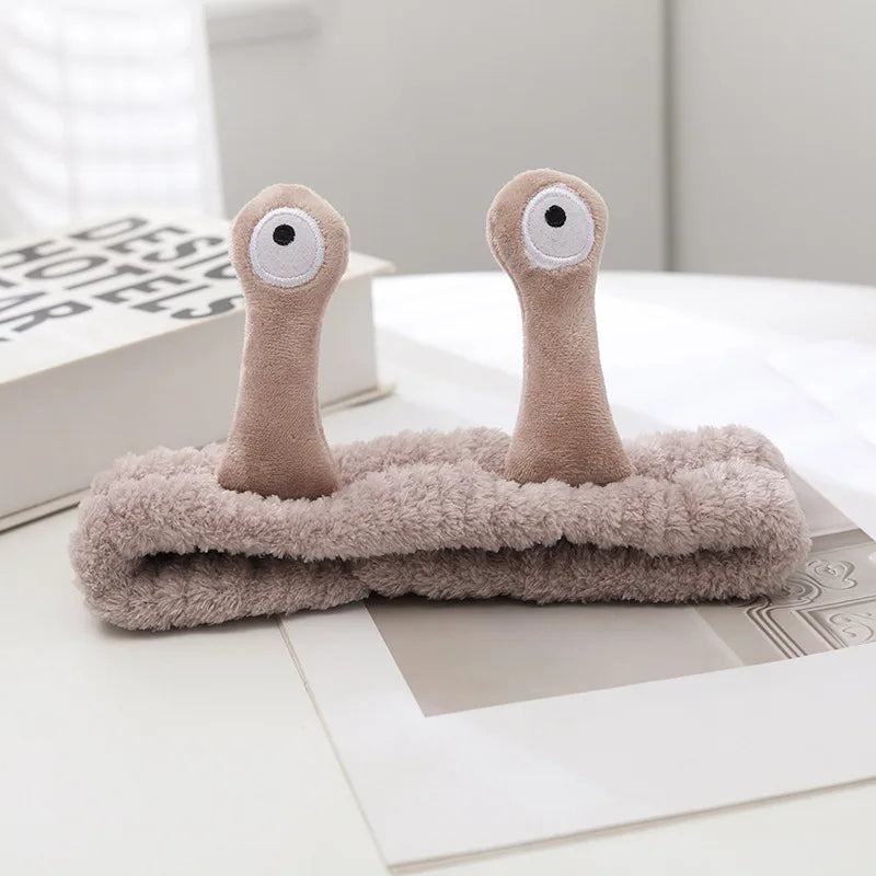 2025 New Cartoon Cross-border Funny Snail Face Wash Headband, Cute Plush Headband Suitable for Women's Face Washing and Makeup